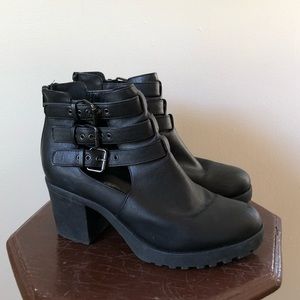 Forever 21 Size 10 Faux Leather Boots